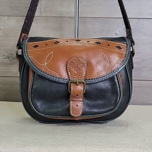 🔥💕FINAL SALE💕🔥Patricia Nash Chios Crossbody Bag. Western style.
